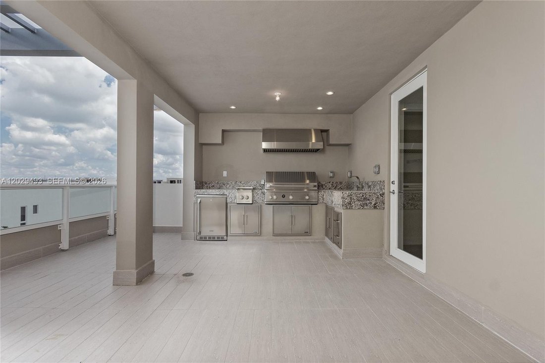 Townhouse in Doral, Florida, United States 1 - 18065936