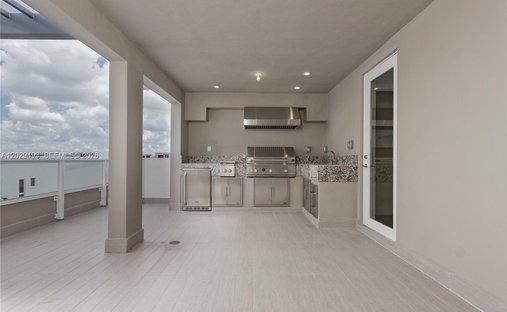 Townhouse in Doral, Florida, United States 1