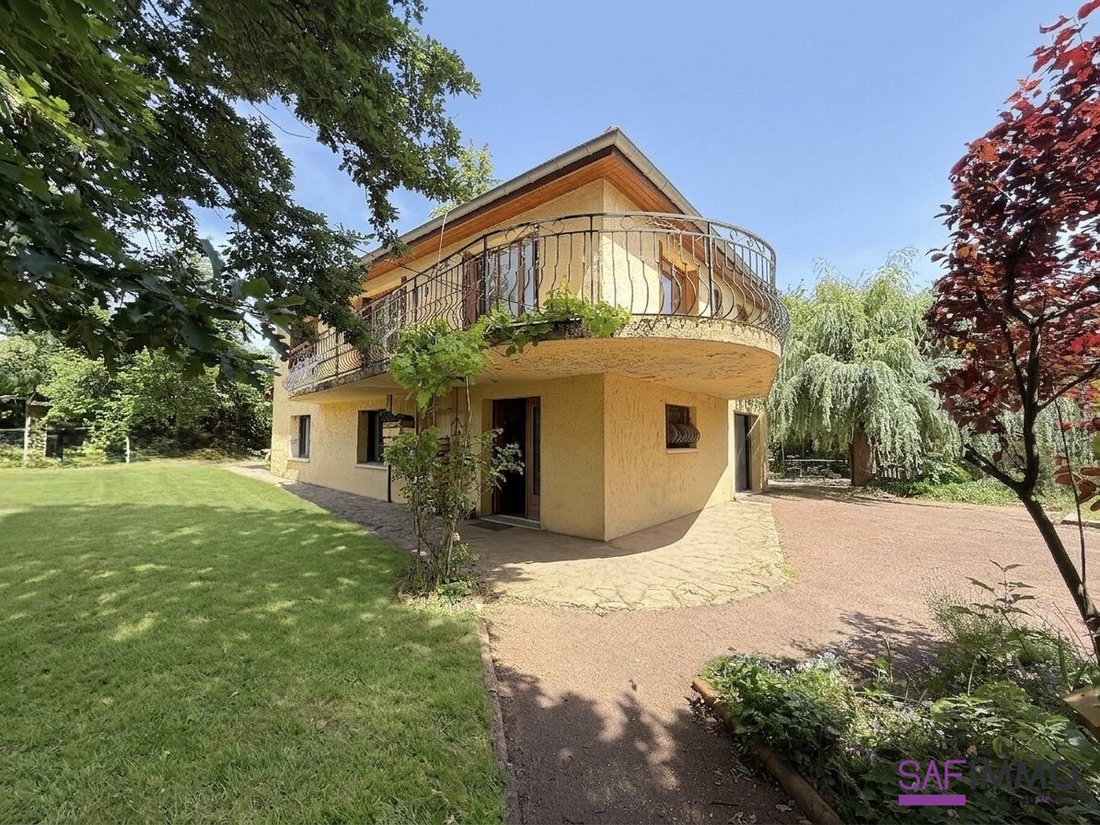 Villa in Chaponost, Auvergne-Rhône-Alpes, France 2 - 18068811