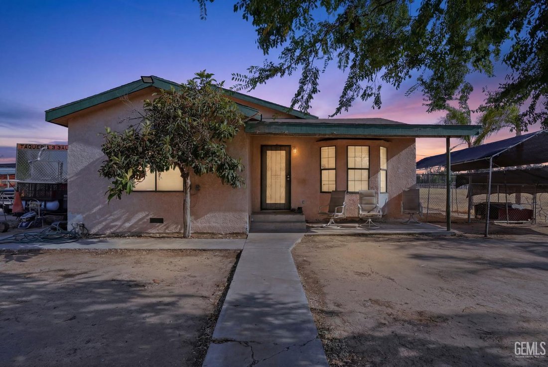 Casa a Bakersfield, California, Stati Uniti 2 - 18066702