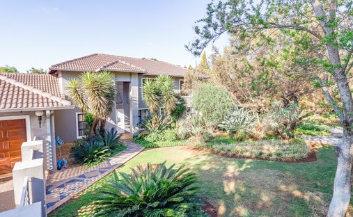 Country House in Silver Lakes Golf Estate, Gauteng, South Africa 1