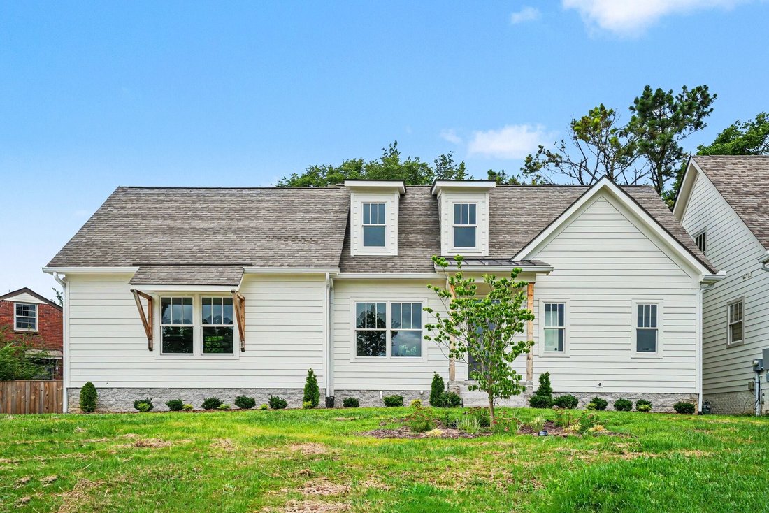 Co Op in Nashville, Tennessee, United States 2 - 18066194