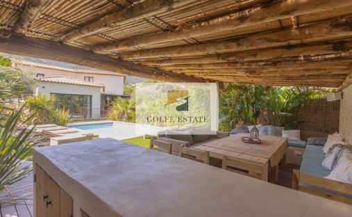 Villa in Nord, Cavalaire-sur-Mer, France 1