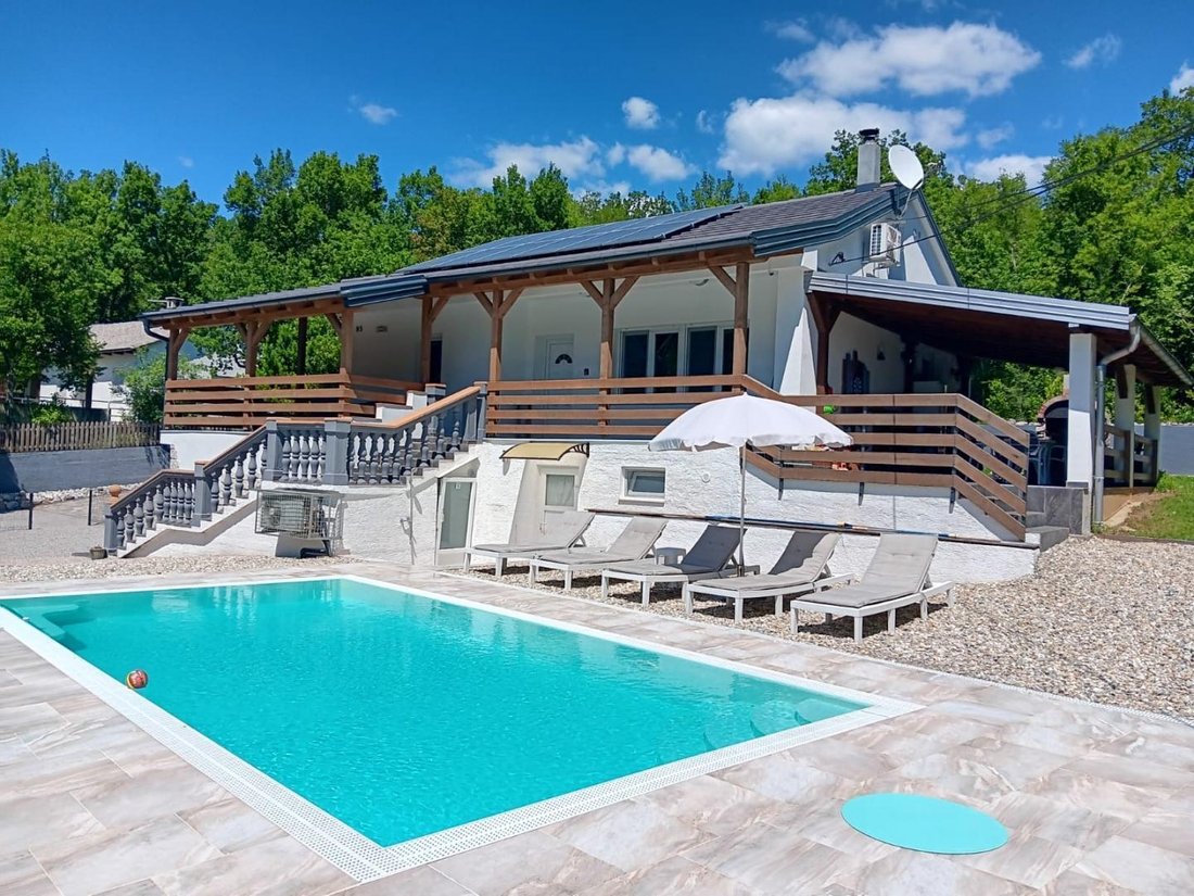 Villa in Vinodolska opcina, Primorje-Gorski Kotar County, Croatia 1 - 18068209