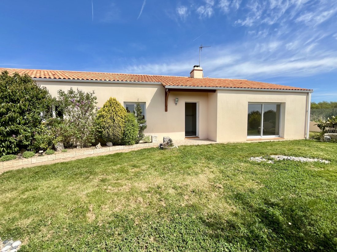 House in L'Ile-d'Olonne, Pays de la Loire, France 1 - 18068929