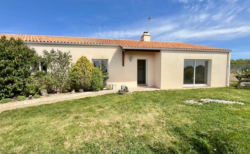 House in L'Ile-d'Olonne, Pays de la Loire, France 1