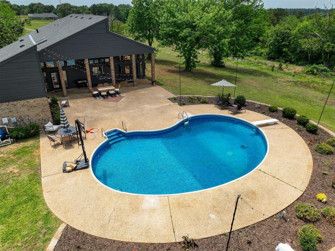 House in Tyler, Texas, United States 2 - 18067090