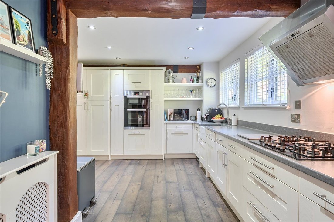 Haus in Coulsdon, London Borough of Croydon, England 3 - 18065770