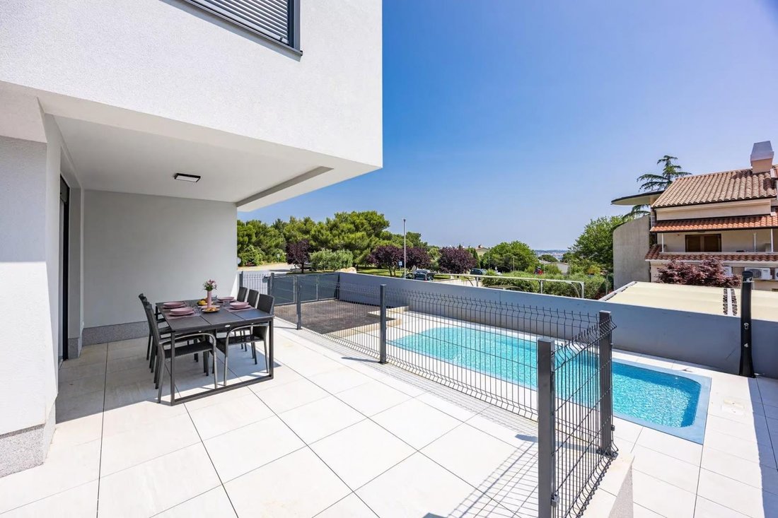 Villa in Premantura, Istria County, Croatia 4 - 18068204