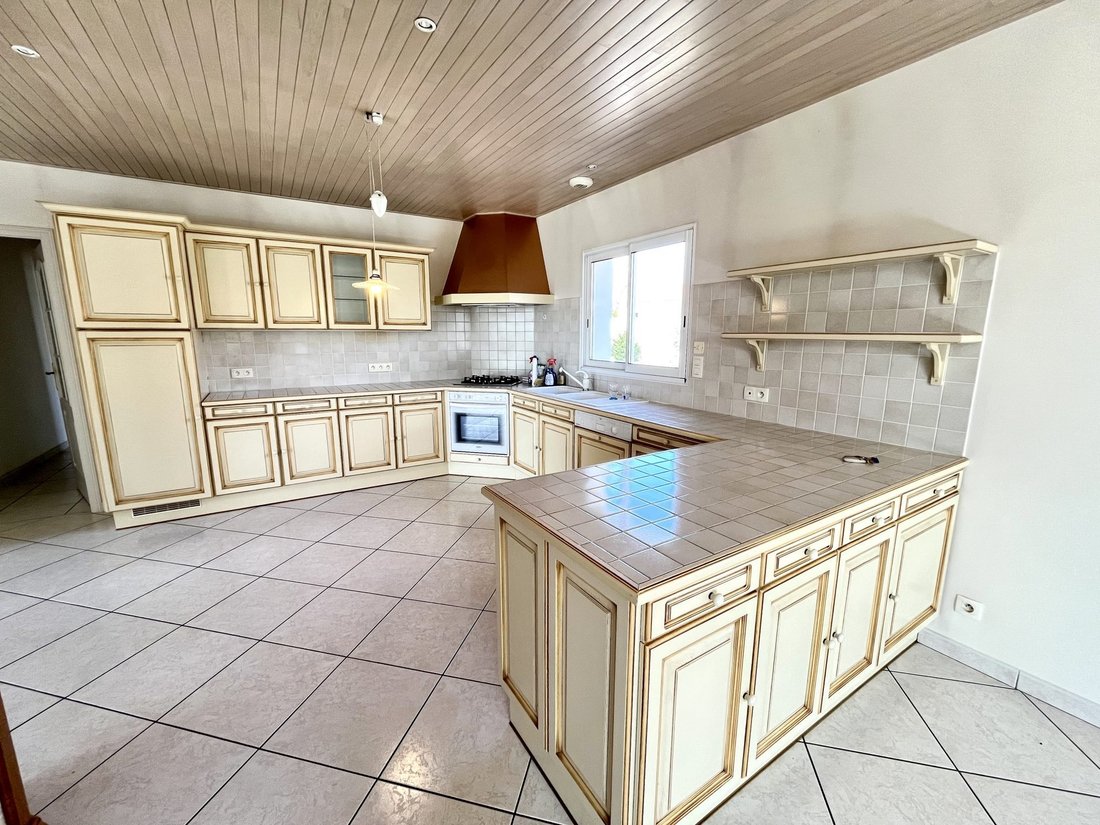 House in L'Ile-d'Olonne, Pays de la Loire, France 3 - 18068929