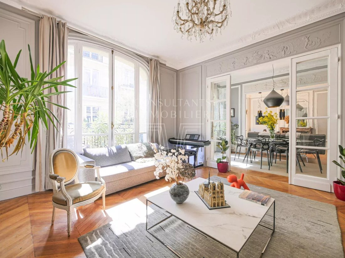 Apartment in Muette Nord, Paris 16e Arrondissement, Paris 1 - 18067852