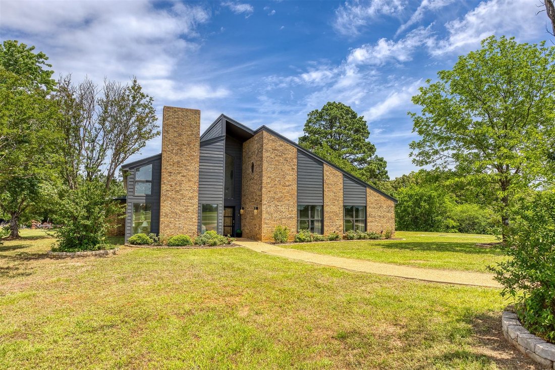 House in Tyler, Texas, United States 3 - 18067090