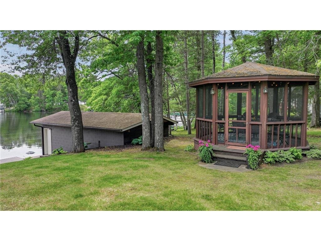 House in Holcombe, Wisconsin, United States 4 - 18065786
