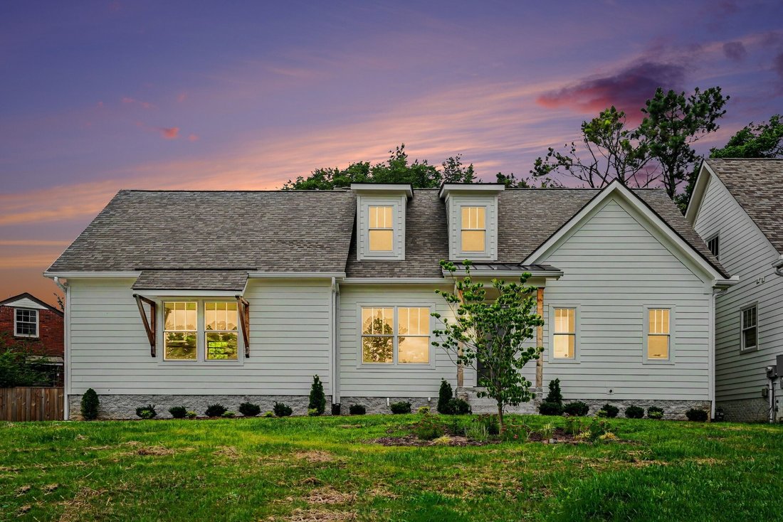 Co Op in Nashville, Tennessee, United States 1 - 18066194