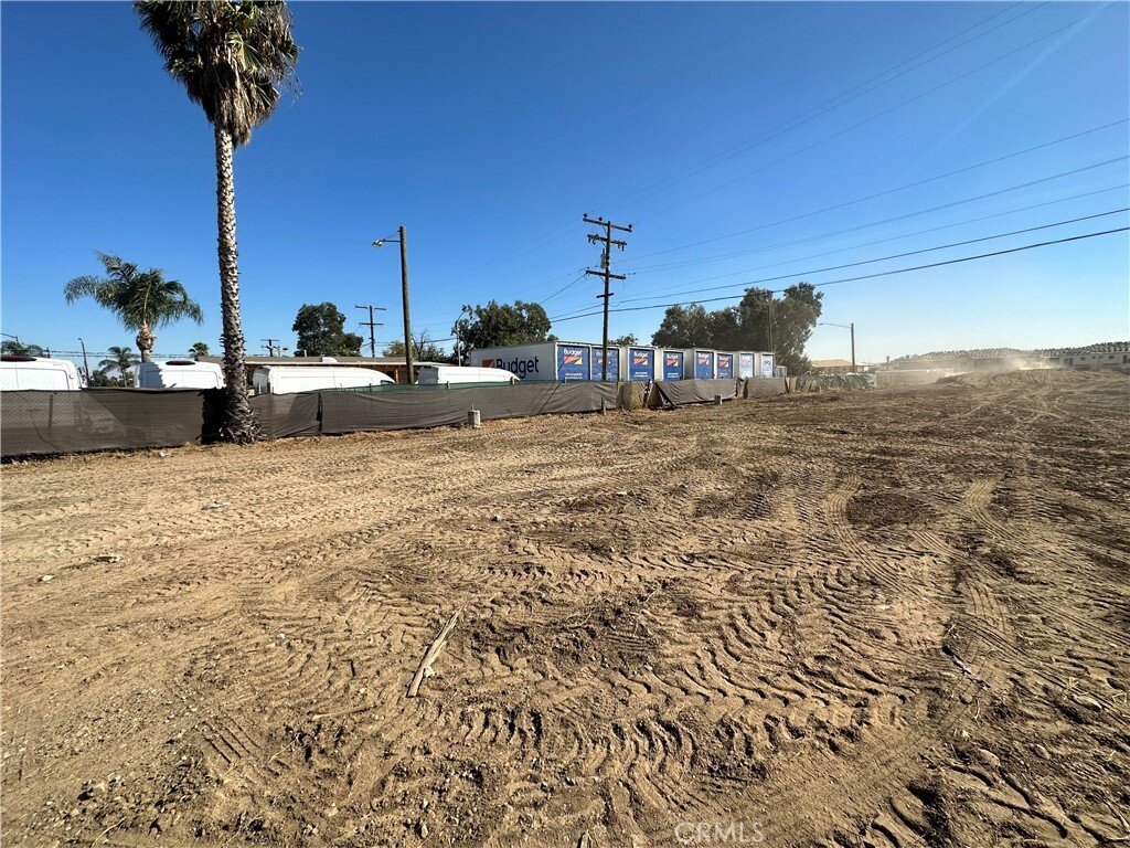 Land in Fontana, California, United States 1 - 16768781