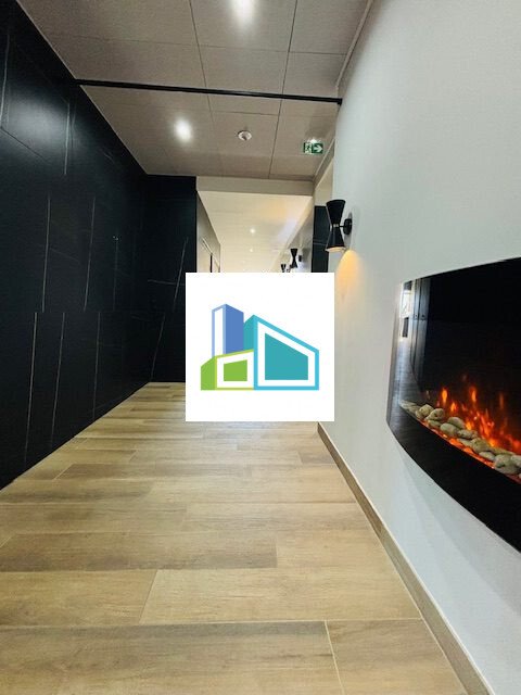 Centre Ville, Carqueiranne, France 3 - 14049060