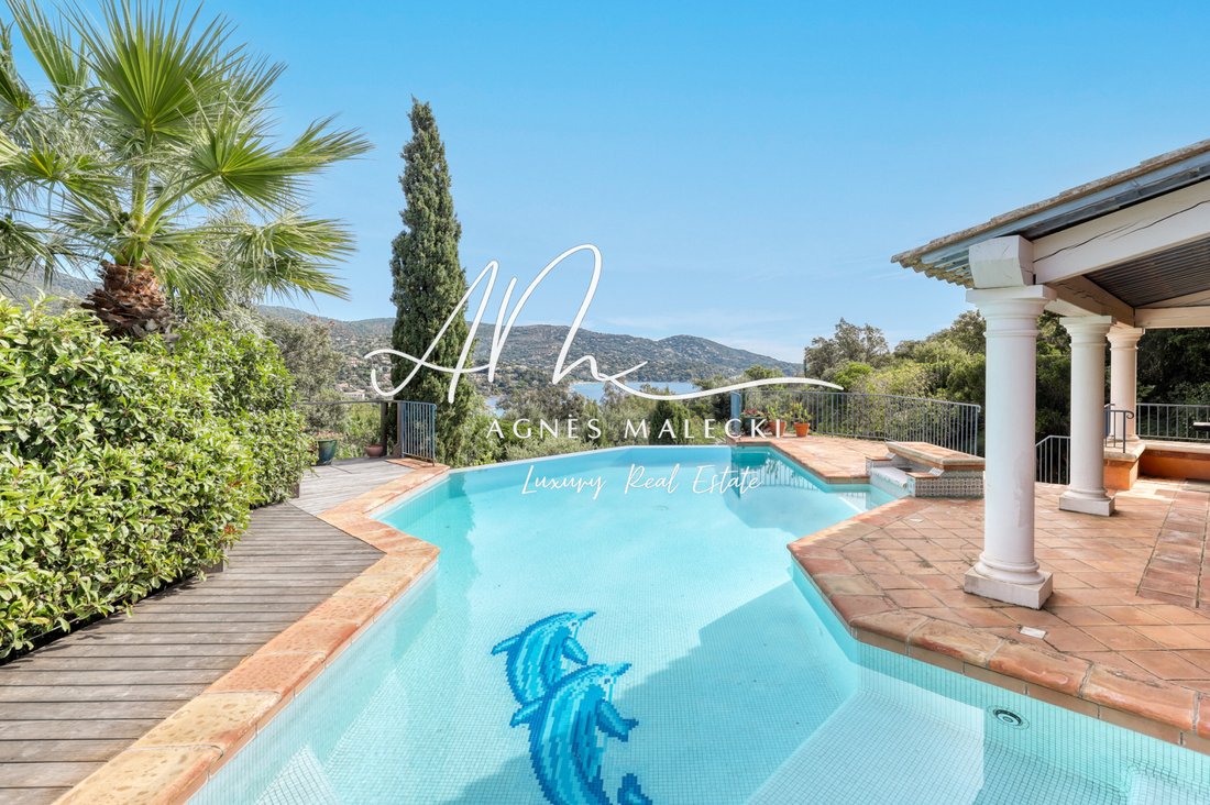 Villa in Le Lavandou, Provence-Alpes-Côte d'Azur, France 4 - 18066725