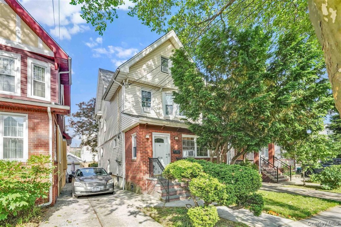 House in New York, New York, United States 1 - 18065672