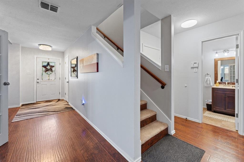 House in Burleson, Texas, United States 5 - 18067286