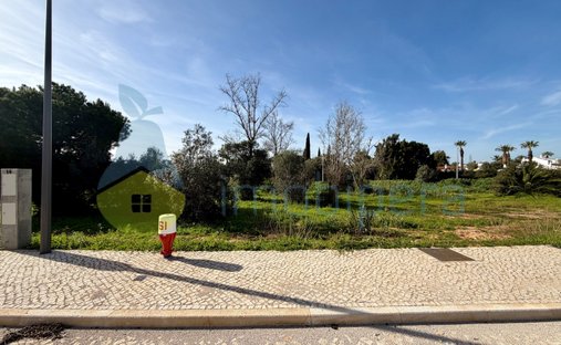Terreno a Quarteira, Algarve, Portogallo 1