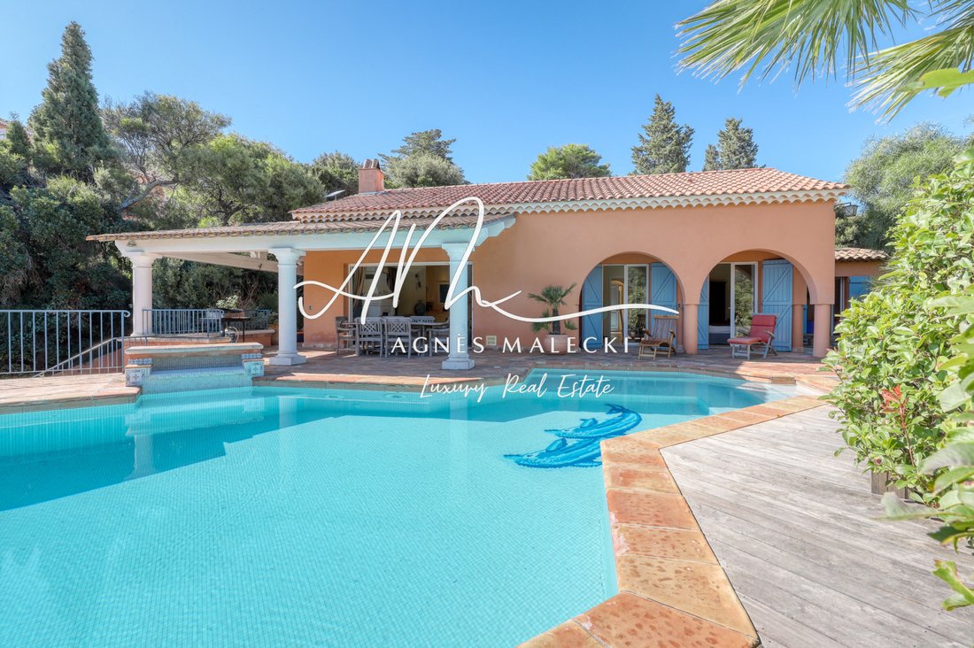 Villa in Le Lavandou, Provence-Alpes-Côte d'Azur, France 2 - 18066725