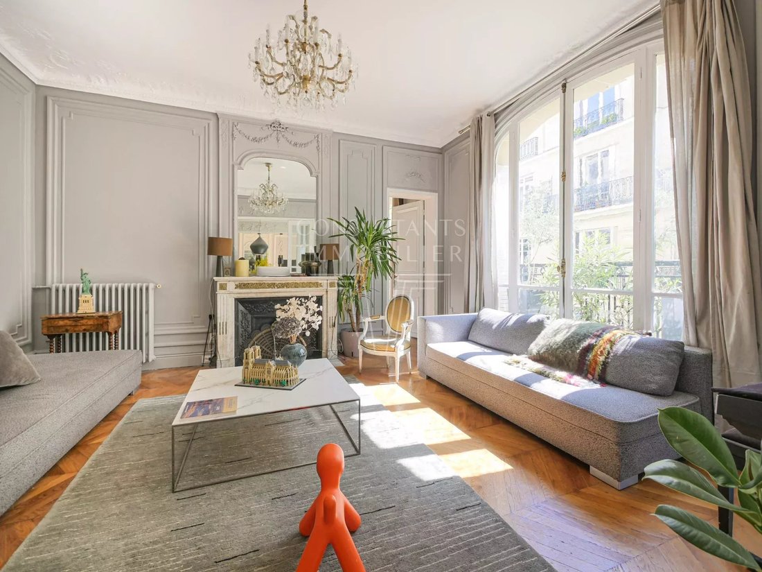 Apartment in Muette Nord, Paris 16e Arrondissement, Paris 2 - 18067852