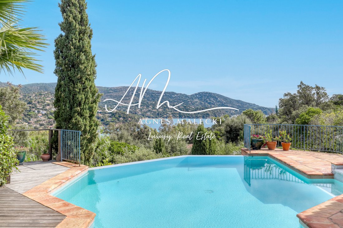 Villa in Le Lavandou, Provence-Alpes-Côte d'Azur, France 1 - 18066725