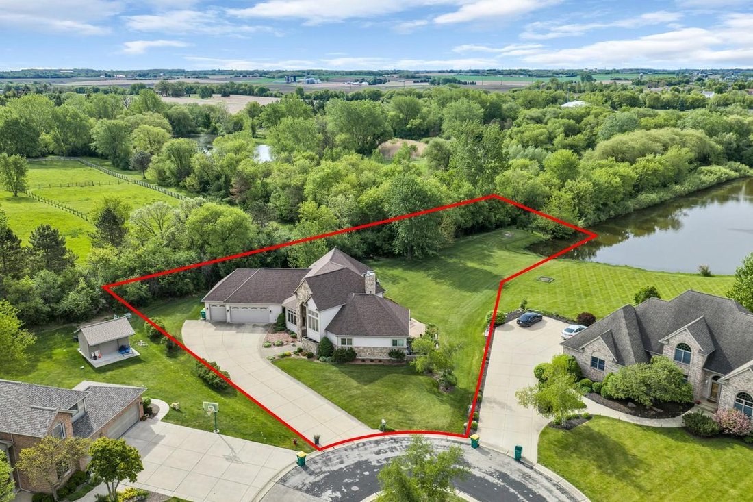 House in Yorkville, Wisconsin, United States 3 - 18065797