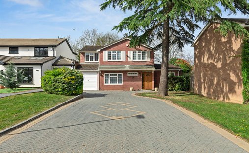 House in Little Common, Harrow, England 1