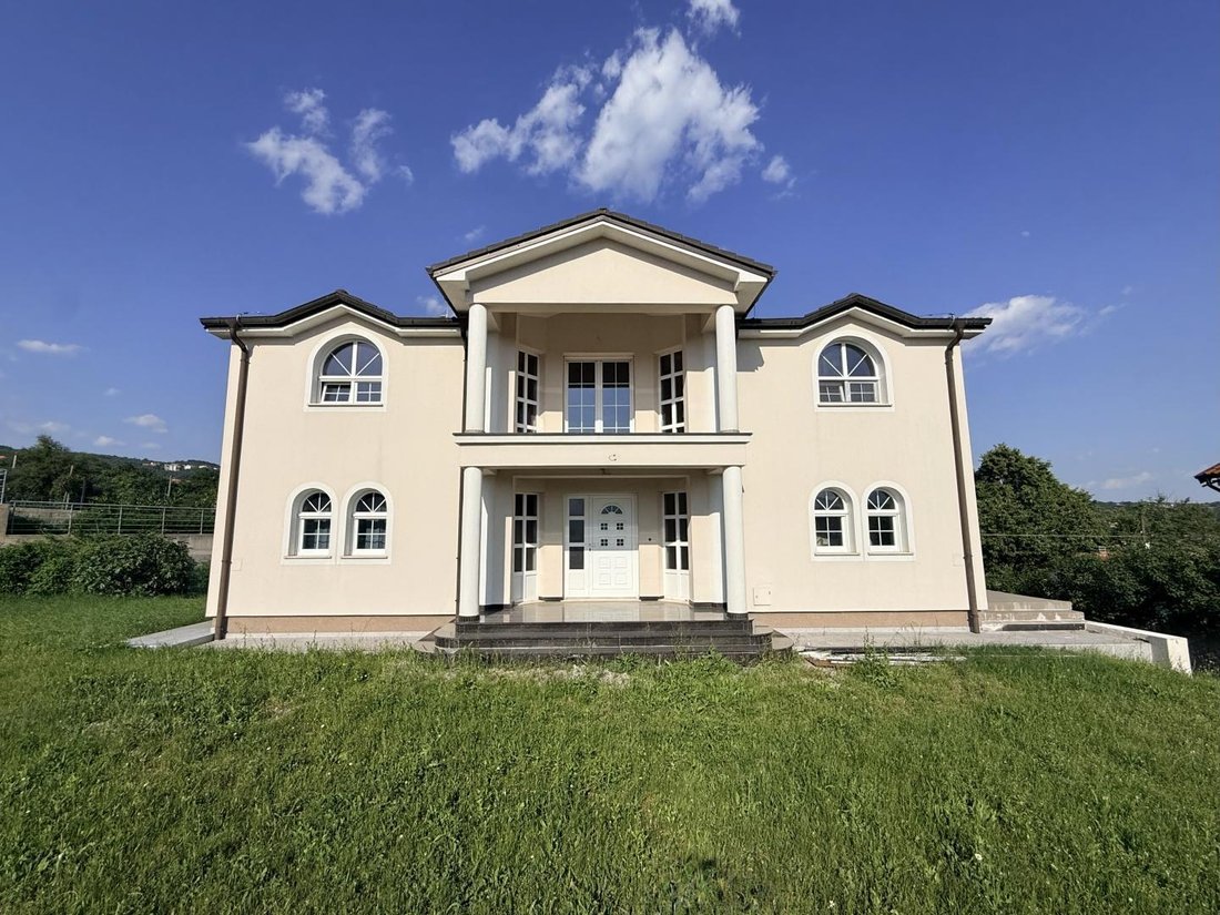 Villa in Mjesni odbor Kastav, Grad Kastav, Primorje-Gorski Kotar County 3 - 18068207