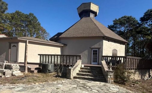 House in Broad Creek, North Carolina, United States 1