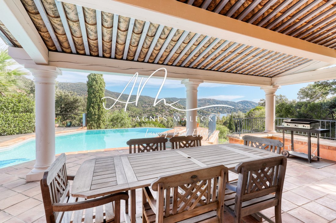 Villa in Le Lavandou, Provence-Alpes-Côte d'Azur, France 3 - 18066725