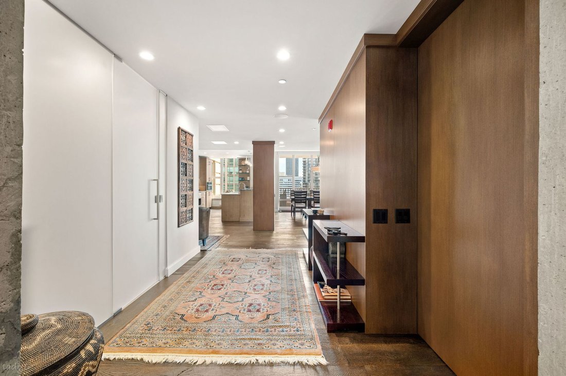 Condo in Chicago, Illinois, United States 4 - 18066804
