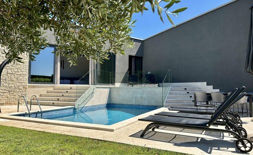 Villa a Umago, Regione istriana, Croazia 1