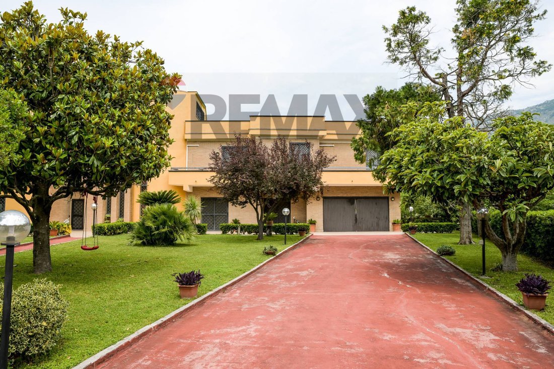Villa in San Pietro Infine, Campania, Italy 2 - 18068386