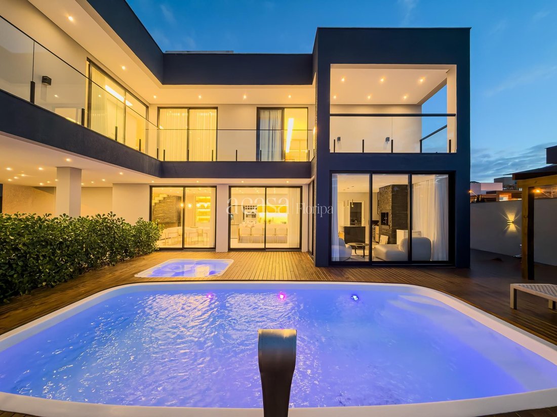 Condo in Florianópolis, State of Santa Catarina, Brazil 2 - 18067648
