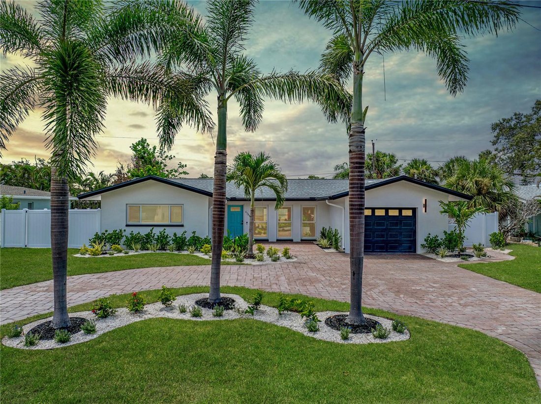 House in St. Petersburg, Florida, United States 1 - 17406999