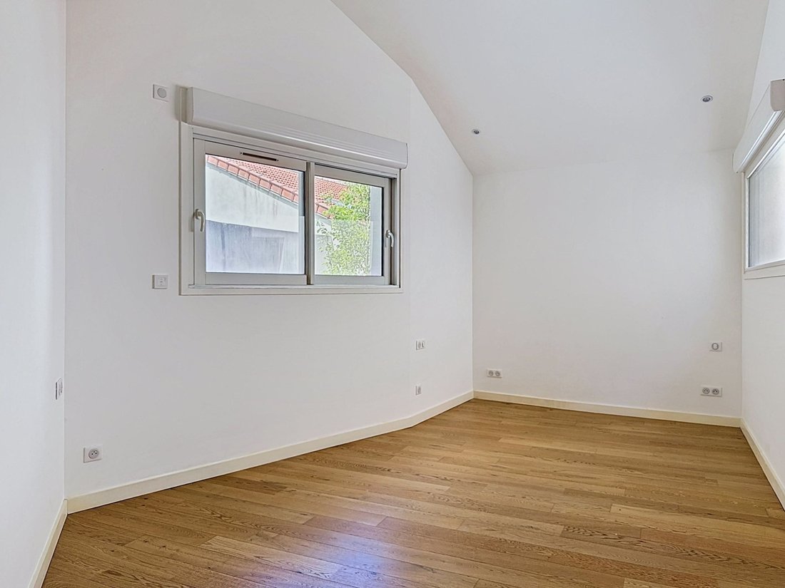 House in Centre Ville, Rueil-Malmaison, France 4 - 18069882