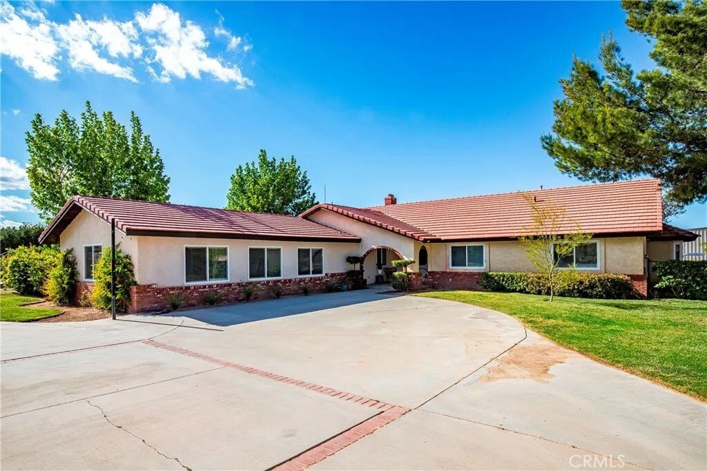 House in Palmdale, California, United States 1 - 17846456