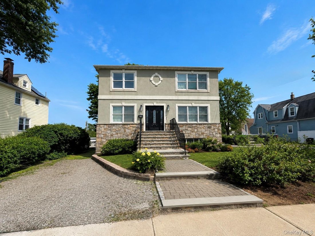 House in Yonkers, New York, United States 1 - 18069174