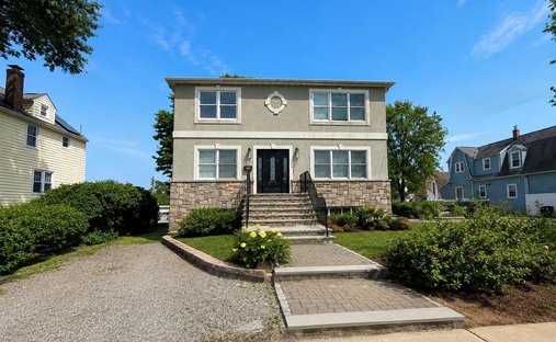 House in Yonkers, New York, United States 1