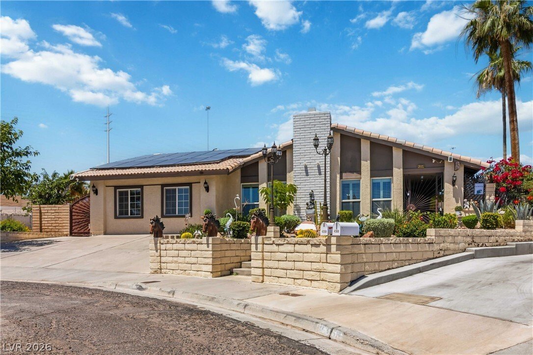 House in Las Vegas, Nevada, United States 3 - 18069733