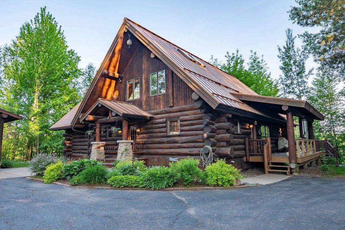 House in Medford, Wisconsin, United States 4 - 18069192