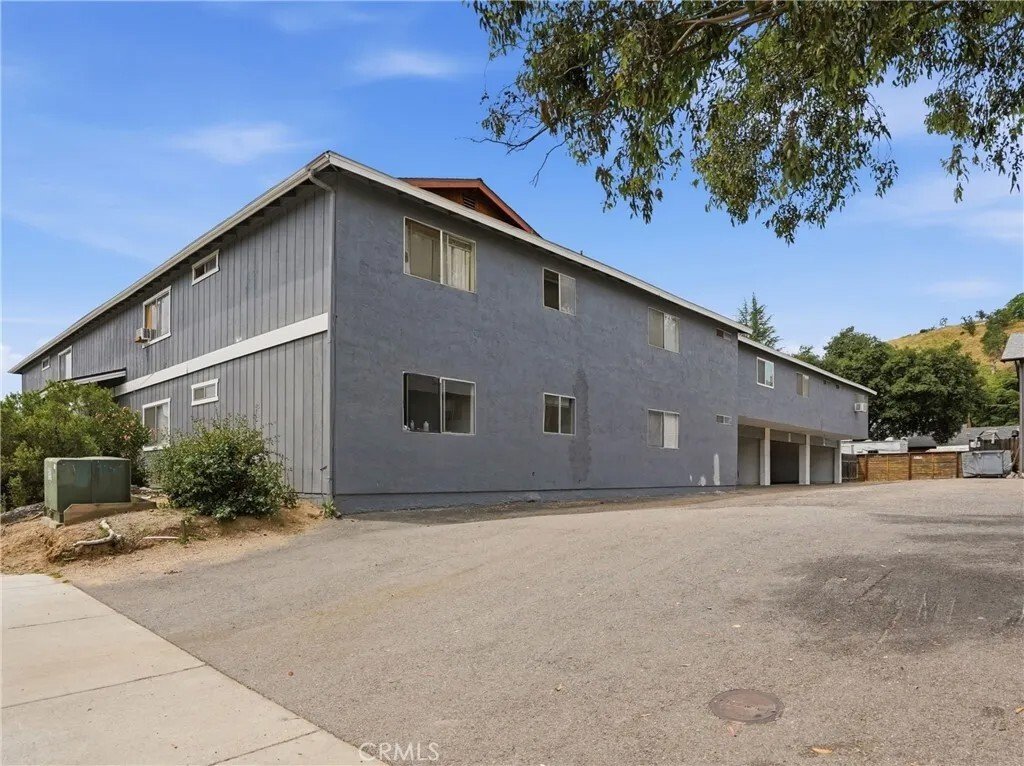 Paso Robles, California, United States 3 - 18069650