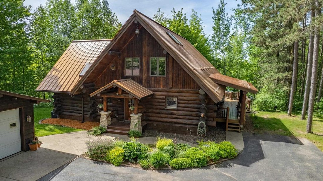 House in Medford, Wisconsin, United States 3 - 18069192