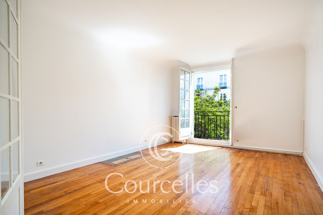 Apartment in Montmartre, Paris 18e Arrondissement, Paris 2 - 18069979