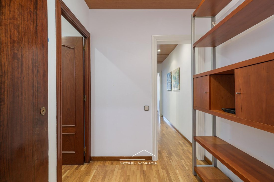 Apartment in Sarrià-Sant Gervasi, Barcelona, Spain 4 - 18069379