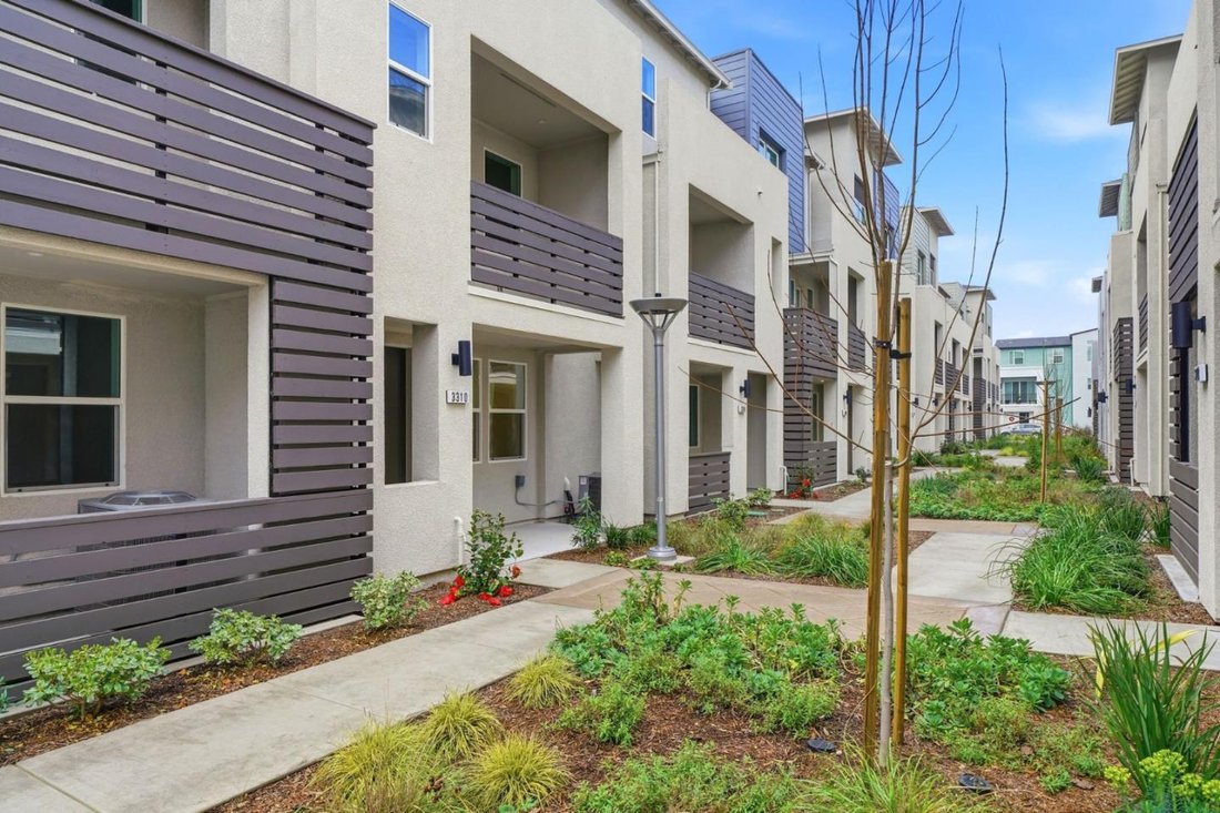 Townhouse in San Ramon, California, United States 2 - 18069253