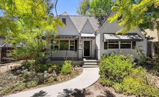 Apartment in Altadena, California, United States 1