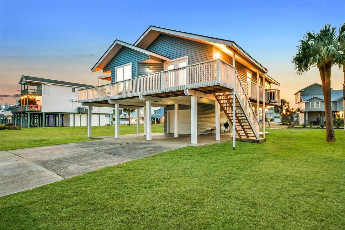 House in Galveston, Texas, United States 2 - 18069821